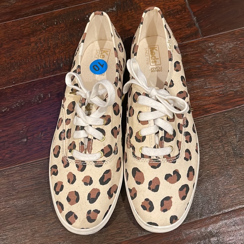 Nwot Adorable Leopard Print Keds - image 1